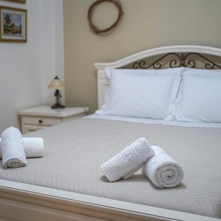 Cozy Cloud Apartment นาฟปลิโอ ภายนอก รูปภาพ