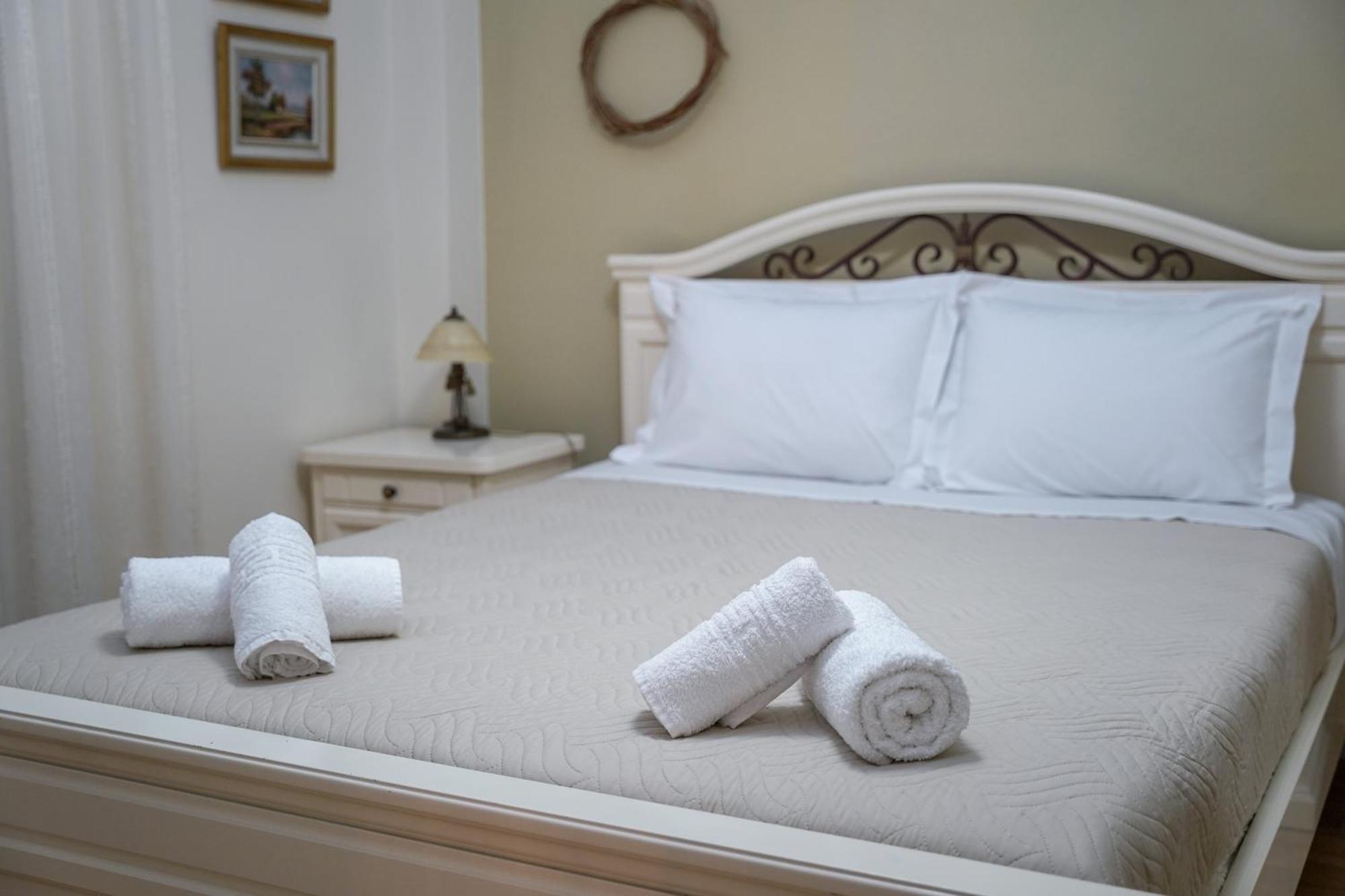 Cozy Cloud Apartment นาฟปลิโอ ภายนอก รูปภาพ