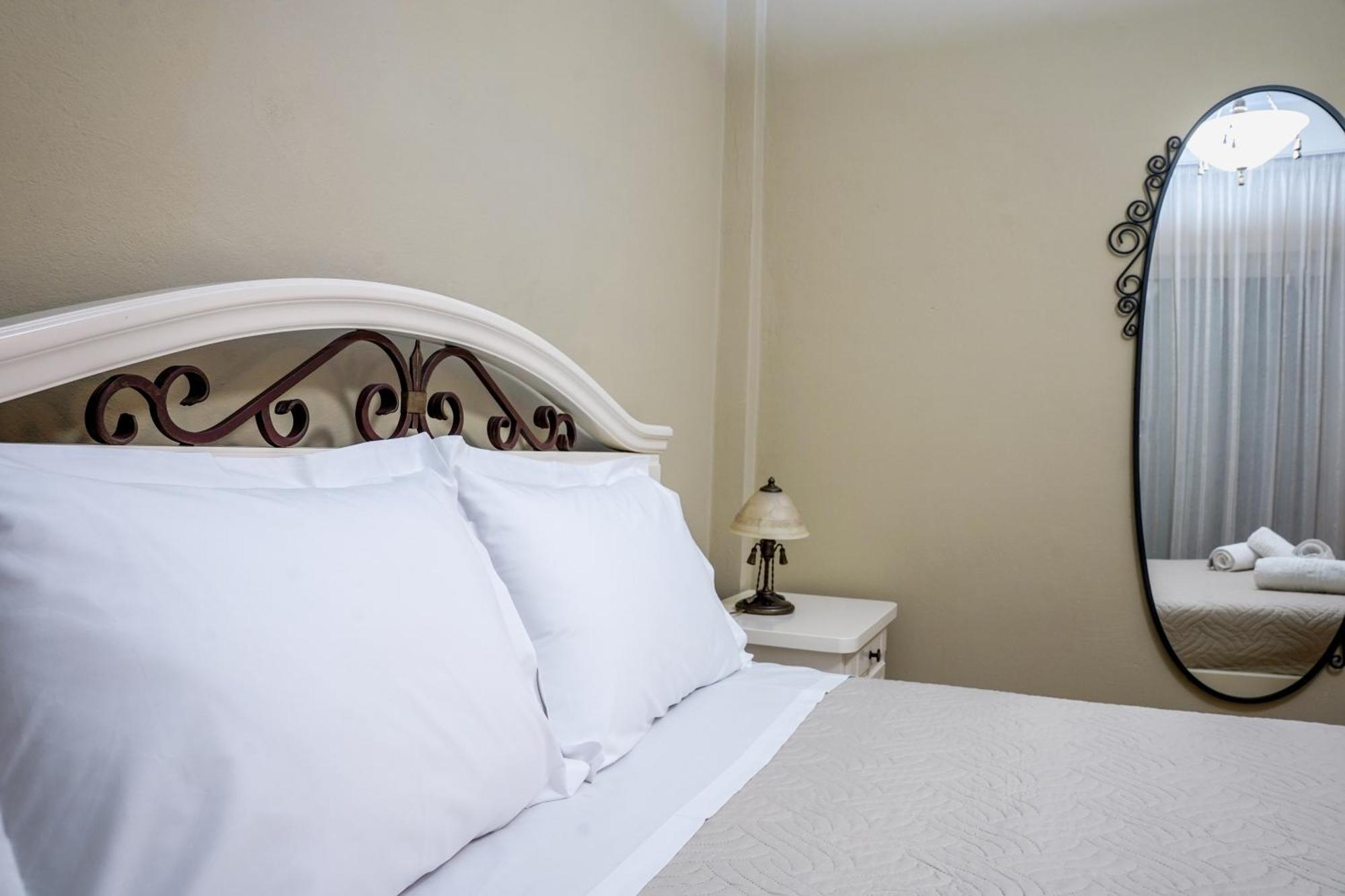 Cozy Cloud Apartment นาฟปลิโอ ภายนอก รูปภาพ