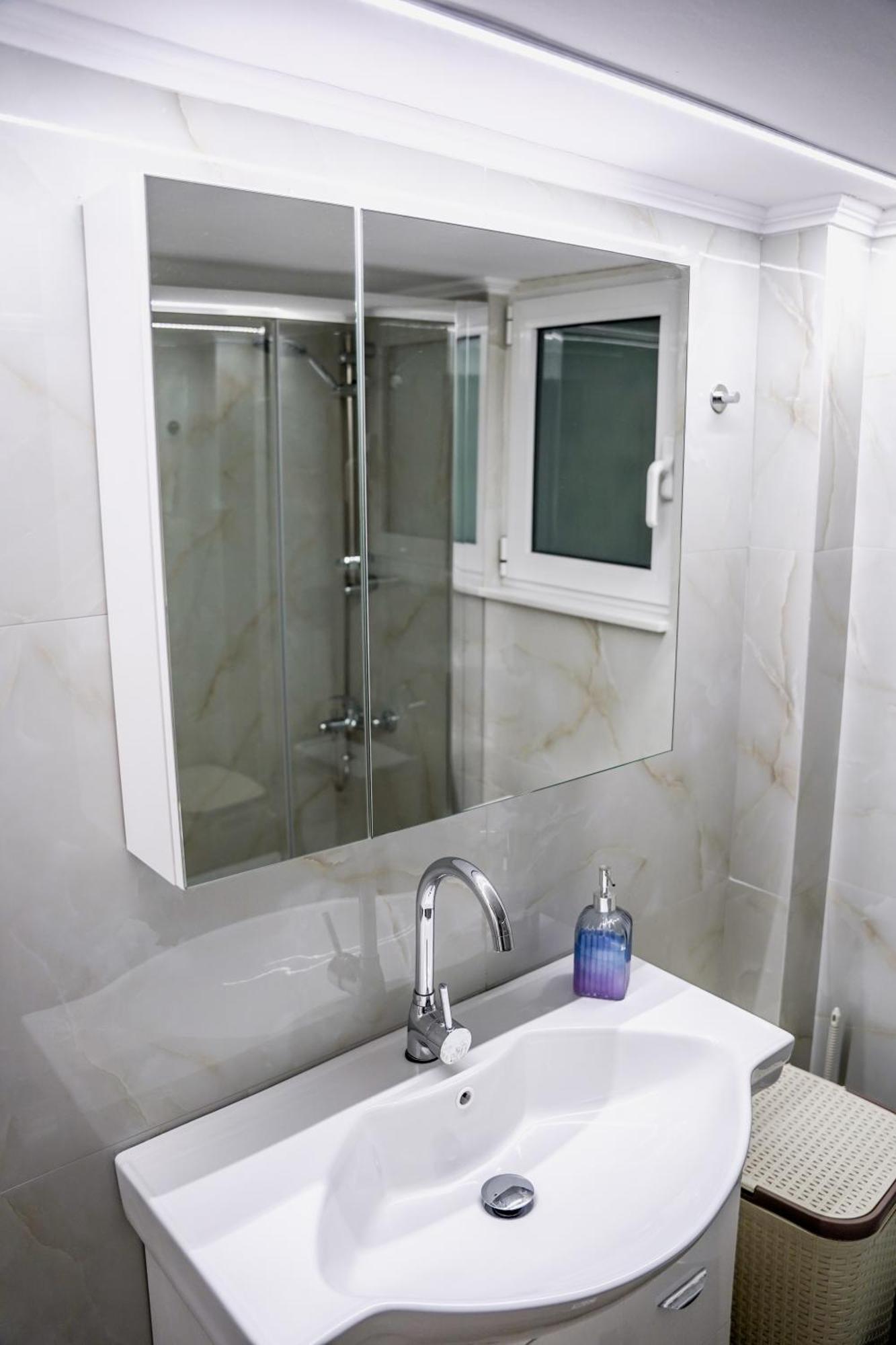 Cozy Cloud Apartment นาฟปลิโอ ภายนอก รูปภาพ